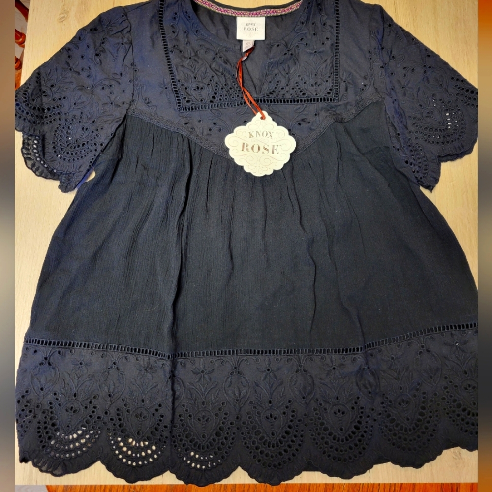 Knox Rose Black Lace Blouse NWT ❤️